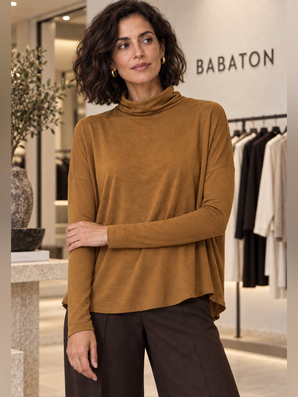 Aritzia Babaton Seaton Turtleneck Top M Camel Brown
